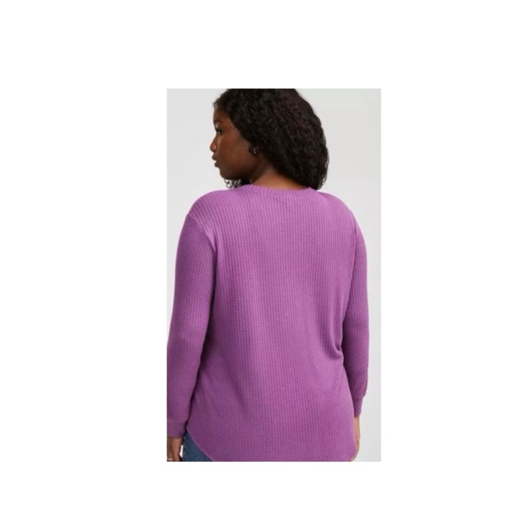 Torrid‎ Waffle Knit Lace Up V Neck Long Sleeve Top In Concord Grape NWT - Picture 8 of 9